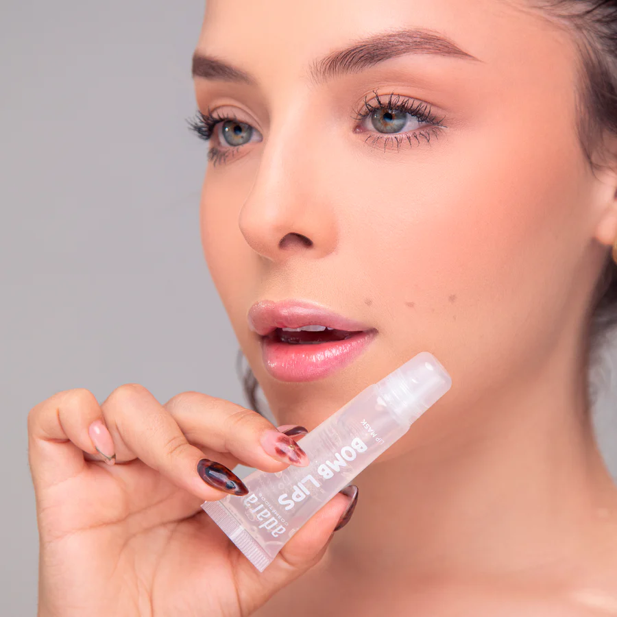BOMB LIPS MOISTURIZE R Adara Cosméticos