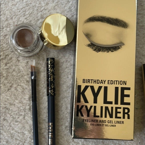 Kylie Cosmetics Birthday Edition Kyliner Kit Dark Bronze (Gel + Pencil Eyeliner)